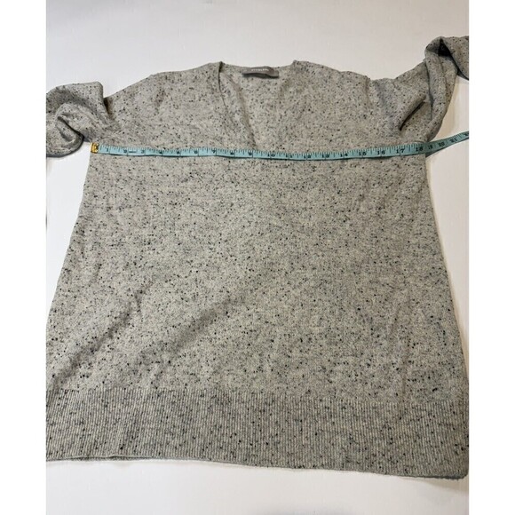 Everlane Womens Beige Cashmere Long Sleeve V-Neck Knit Pullover Sweater Small - Picture 4 of 6